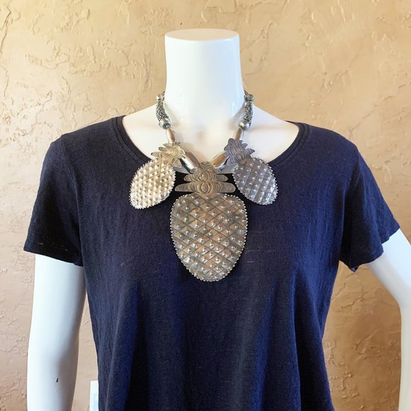 Artisan VTG Hammered Pineapple Statement Necklace - Picture 3 of 6